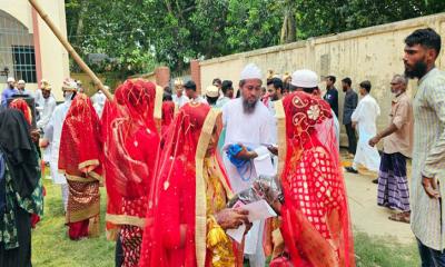 ঝিকরগাছায় এক সঙ্গে ৫০ বিয়ে