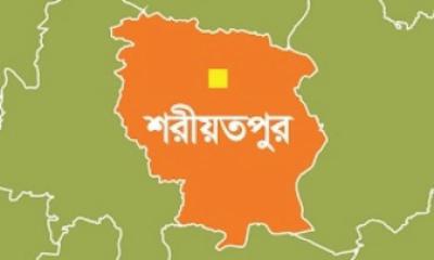 মুক্তিপণ আদায়কালে ৩ পুলিশকে গণপিটুনি