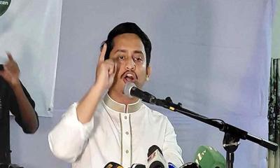 মঞ্চে আগুন দেওয়া ফ্যাসিবাদী আচরণ : সারজিস
