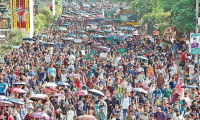 ৩ দাবিতে শাহবাগে আবারও অবরোধের ঘোষণা শিক্ষার্থীদের