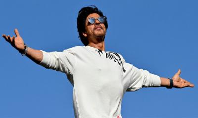 ৬০ বছরে শাহরুখ: সিনেমার পর্দা থেকে মানুষের জীবনে প্রেরণা