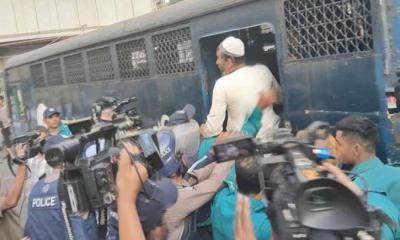 সচিবালয় ভাতার দাবিতে অর্থ উপদেষ্টাকে অবরুদ্ধ, ১৪ কর্মচারী সাময়িক বরখাস্ত