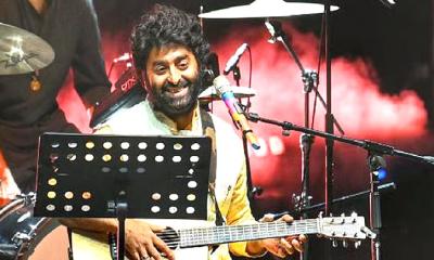 প্লেব্যাক ছাড়ার ঘোষণার পর প্রথম কনসার্টে অরিজিৎ সিং