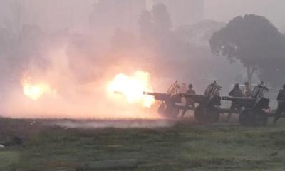 ৩১ বার তোপধ্বনির মাধ্যমে শহীদদের প্রতি গান স্যালুট প্রদর্শন