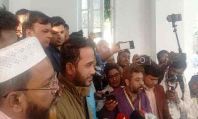 শেখ হাসিনাকে দেশে এনে ফাঁসি কার্যকর করতে হবে: মীর স্নিগ্ধ