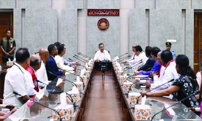 ‘বেটার’ বাংলাদেশ বিনির্মাণে ঐক্যবদ্ধভাবে কাজ করার আহ্বান প্রধানমন্ত্রীর