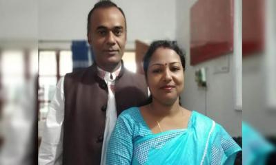 ভারতে থেকে নিয়মিত বেতন তোলেন শিক্ষক দম্পতি