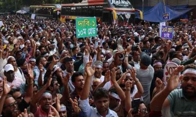 সুখবর পেয়ে কর্মসূচি প্রত্যাহার প্রাথমিক শিক্ষকদের