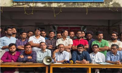 জগন্নাথের শিক্ষক নেতা বললেন, ‘ত্রিভুজ প্রেমের গল্প’ সাজানো হয়েছে