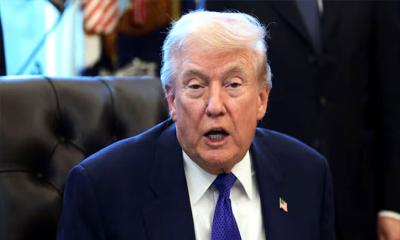 হরমুজ প্রণালি বন্ধ রেখেই ইরানের বিরুদ্ধে যুদ্ধ শেষ করতে চান ট্রাম্প