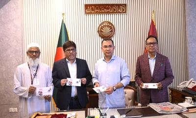 স্বাধীনতা দিবস উপলক্ষে স্মারক ডাক টিকিট উন্মোচন করলেন প্রধানমন্ত্রী