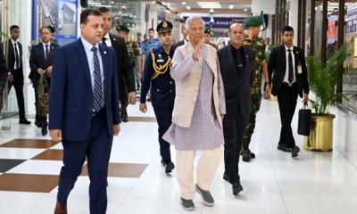 দেশে ফিরেছেন প্রধান উপদেষ্টা