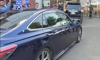 জোবাইদা রহমানকে নিতে বিমানবন্দরে পৌঁছেছে গাড়িবহর