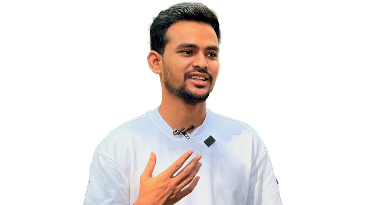 নিজের ও পরিবারের ব্যাংক স্টেটমেন্ট প্রকাশ করলেন আসিফ মাহমুদ