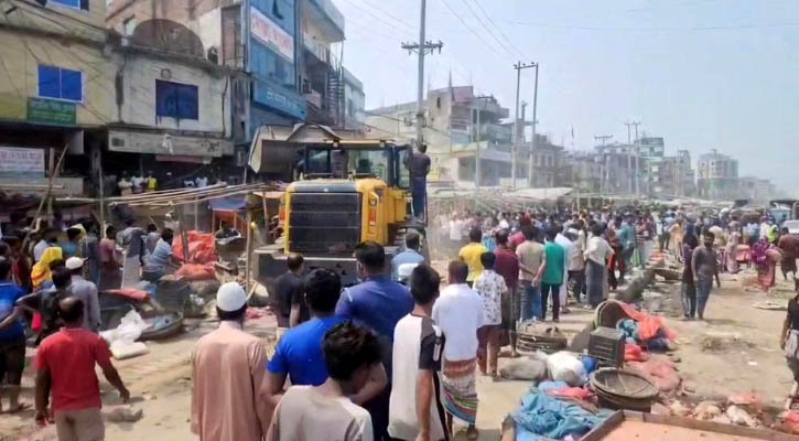 উচ্ছেদ অভিযানে ম্যাজিস্ট্রেট-সাংবাদিকদের ওপর হামলা