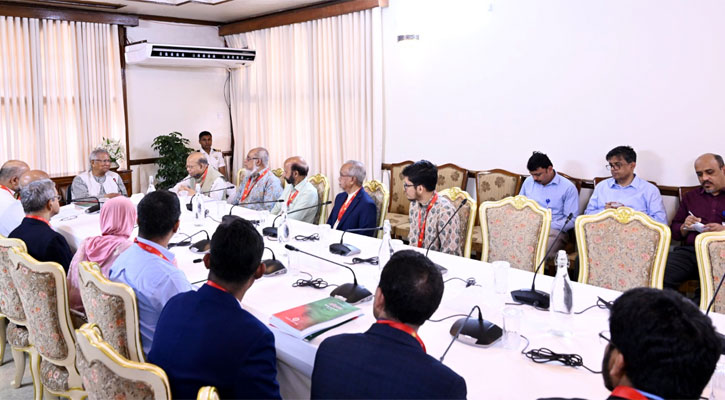 স্বাস্থ্যবিষয়ক সংস্কার কমিশনের সুপারিশ দ্রুত বাস্তবায়নের নির্দেশ প্রধান উপদেষ্টার