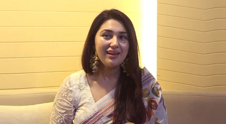 অপু বিশ্বাসের আক্ষেপ, বিয়েতে খাট-ড্রেসিং টেবিল-আলমিরা-সোফা কিছুই পাননি