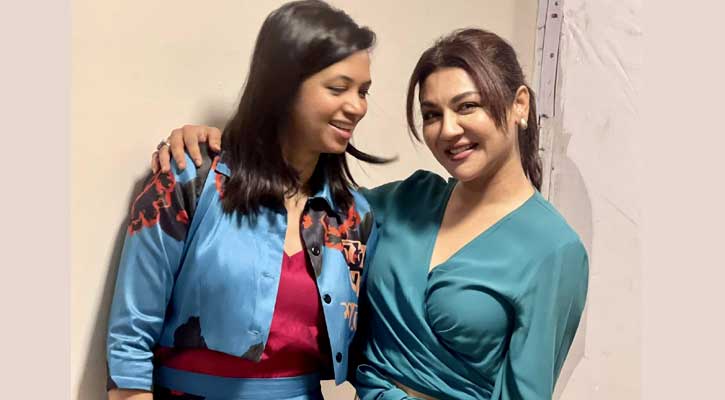 ৫ বছর পর আলোর মুখ দেখল ‘জয়া ও শারমিন’
