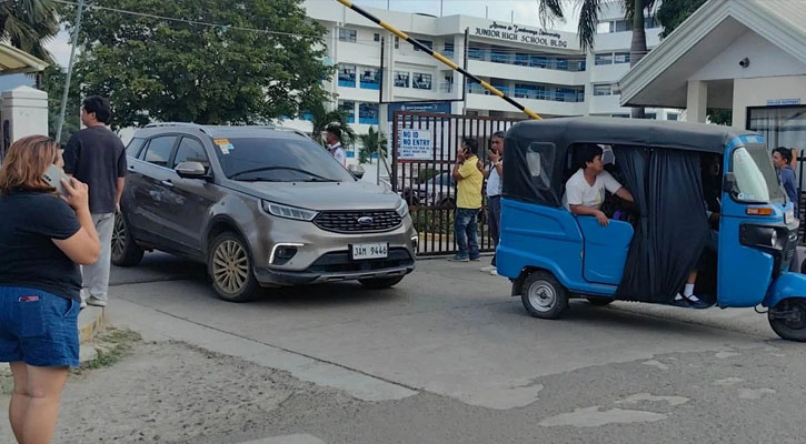 ফিলিপাইনে হাইস্কুলে গুলি, হামলাকারীসহ নিহত ২