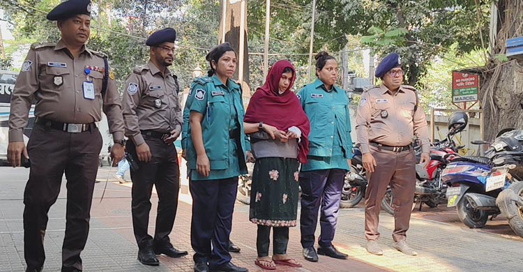 পুরোনো একটি মোবাইল নম্বর থেকে গৃহকর্মী আয়েশার সন্ধান পায় পুলিশ