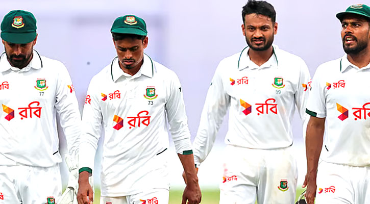 বাংলাদেশের প্রয়োজন ৩ উইকেট, পাকিস্তানের ১২১ রান
