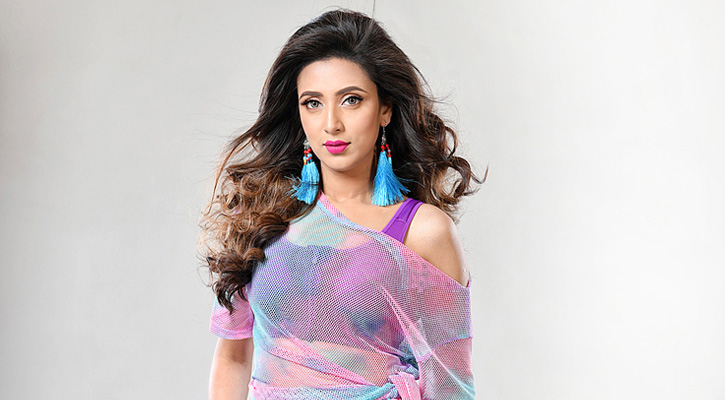 পরাণের পর সিনেমা থেকে হারিয়ে গেলেন বিদ্যা সিনহা মিম?