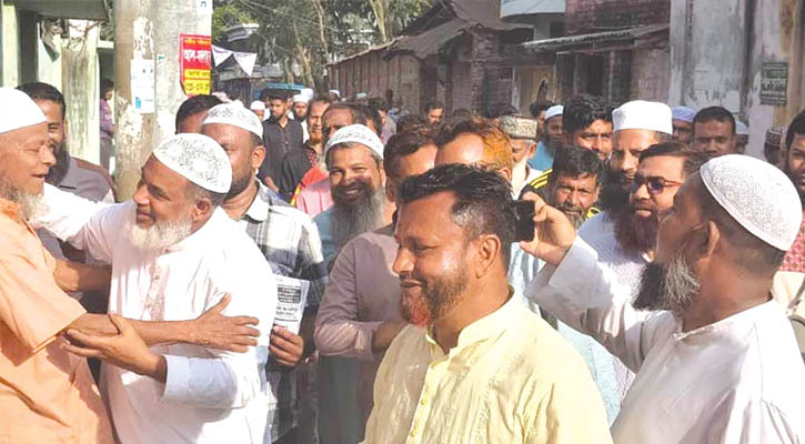 বগুড়া-৬ উপনির্বাচন ঘিরে প্রচারণায় সরব প্রার্থীরা