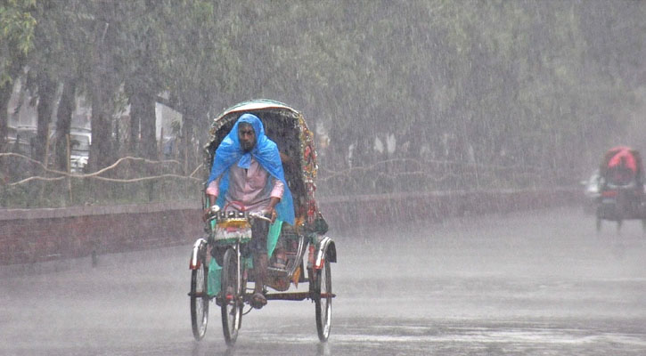 ঢাকার আকাশ মেঘলা, দুপুরের মধ্যে হতে পারে বৃষ্টি