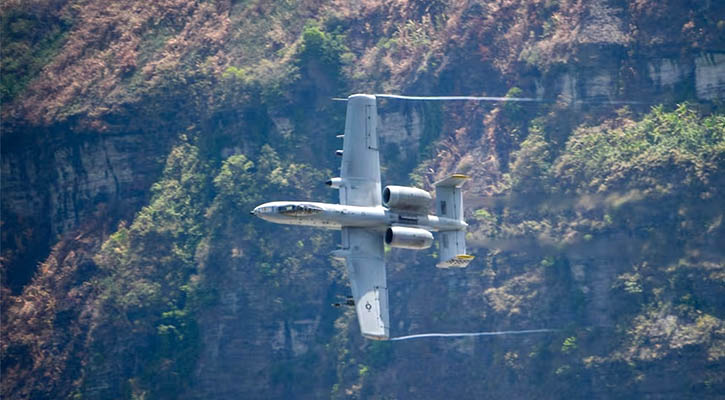 যুক্তরাষ্ট্রের আরেক যুদ্ধবিমান ভূপাতিত