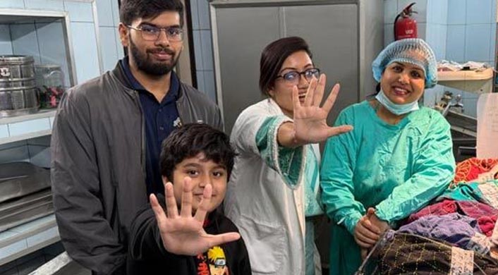 দশ বছর নিঃসন্তান থাকার পর একসঙ্গে ৫ সন্তানের জন্ম