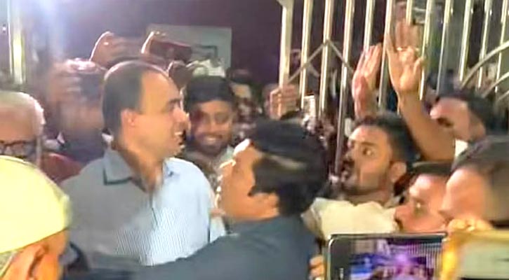 ১২ ঘণ্টা পর ছাড়া পেলেন কুমিল্লা বিএনপি নেতা রেজাউল কাইয়ুম