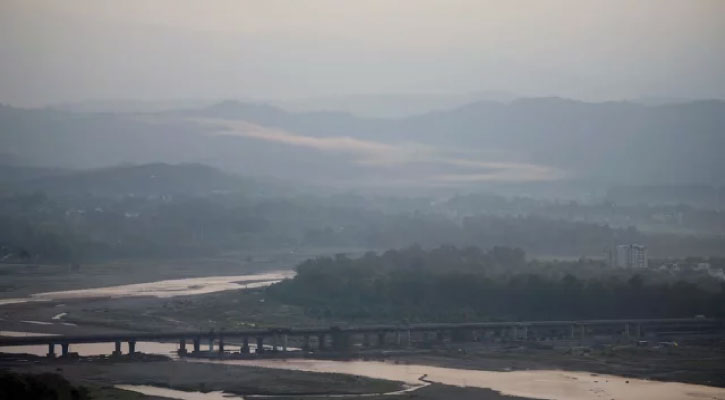 এবার বাঁধ নির্মাণ করছে চীন