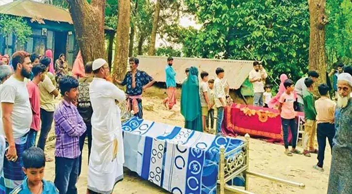 দাউদকান্দি ও বুড়িচংয়ে পৃথক দুর্ঘটনায় প্রাণ ঝরল ৪ জন 