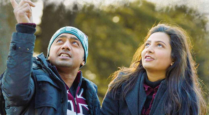 দেবের জন্য অভিনয় ছাড়তে চেয়েছিলেন শুভশ্রী!