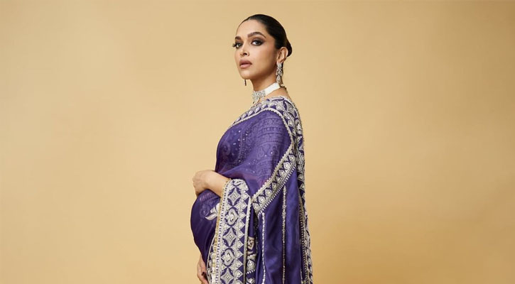 সেপ্টেম্বরে  দ্বিতীয় সন্তানের অপেক্ষা!