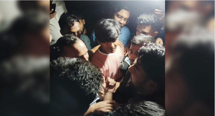 ছাত্রলীগ সন্দেহে শিবির নেতাকে মারধর করল ছাত্রদল