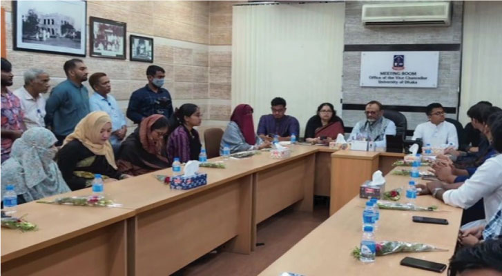 ডাকসুর প্রথম সভা শেষে ভিপির প্রতিশ্রুতি বাস্তবায়নের অঙ্গীকার