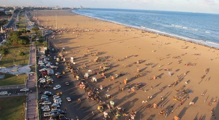 ভারতে রেড অ্যালার্ট, বাতিল অর্ধশতাধিক ফ্লাইট