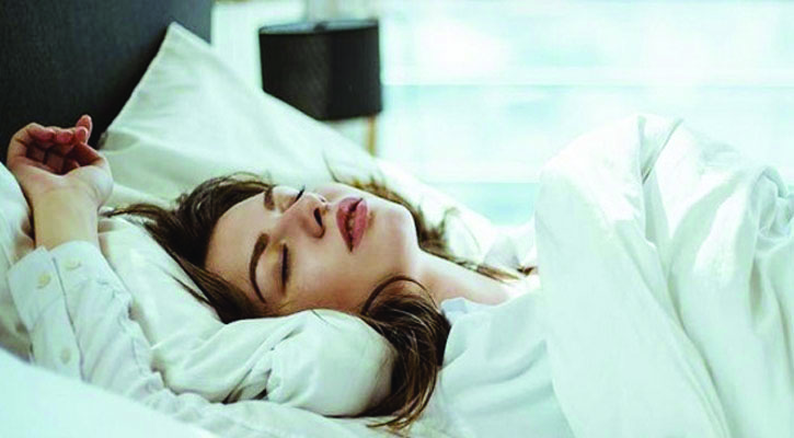 ভালো ঘুমের জন্য ‘ডাচ মেথড’ বেশ আলোচিত 
