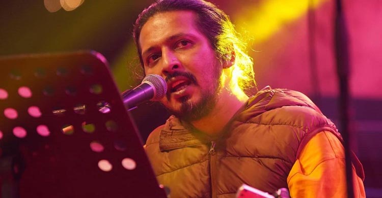 ‘দুই মাস ফোন ব্যবহার করিনি, মানুষের মন্তব্য পড়ি না’