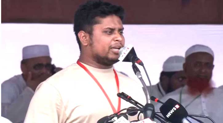 ড. মুহাম্মদ ইউনূস আপনি ভুলে যাবেন না, আমরা আপনাকে ক্ষমতায় বসিয়েছি: হাসনাত