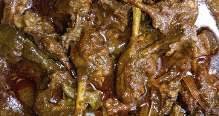 হাঁসের মাংস খেতে মানা যাদের