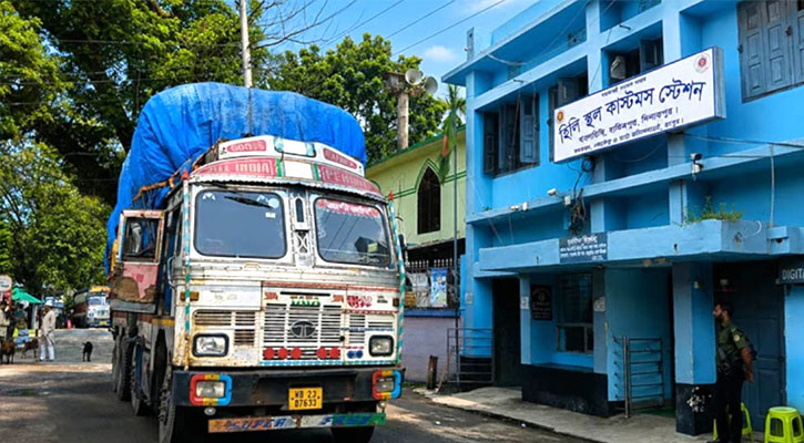 হিলি স্থলবন্দরে আমদানি-রপ্তানি শুরু