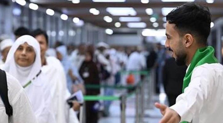 সৌদি পৌঁছেছেন ৩২৫৩২ জন বাংলাদেশি হজযাত্রী