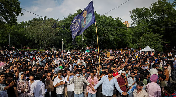 ভারতে ছাত্র আন্দোলনে সমর্থন বাড়ছে