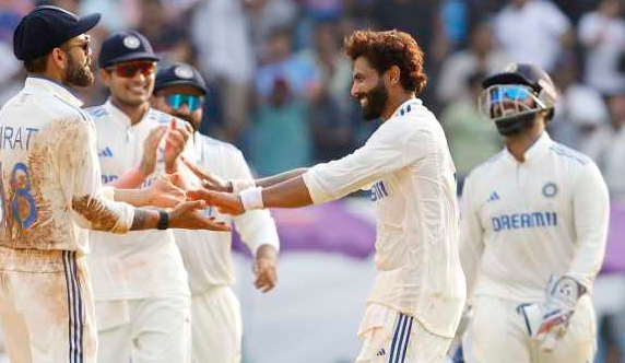 ভারতের হাতে মুম্বাই টেস্টের নিয়ন্ত্রণ