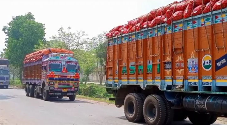 আজ রাতেই আসছে ভারতীয় পেঁয়াজের প্রথম চালান