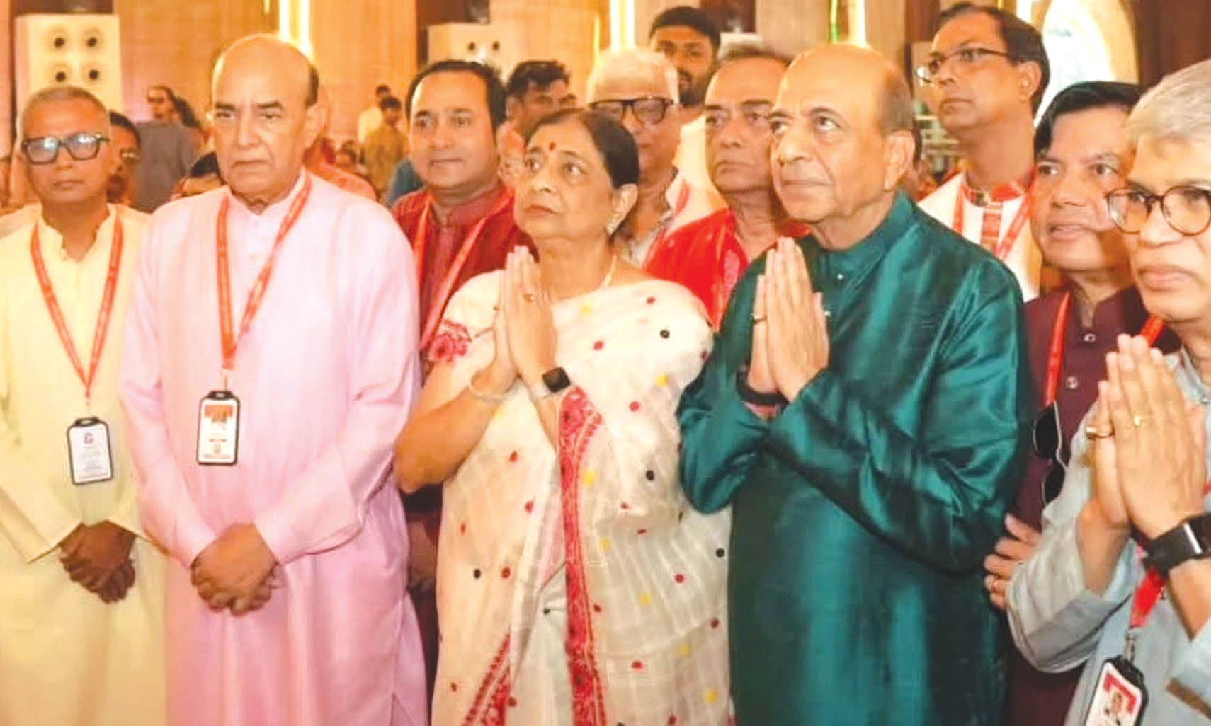আনন্দঘন পরিবেশে বাংলাদেশে দুর্গাপূজা উদযাপিত হচ্ছে : দীনেশ ত্রিবেদী