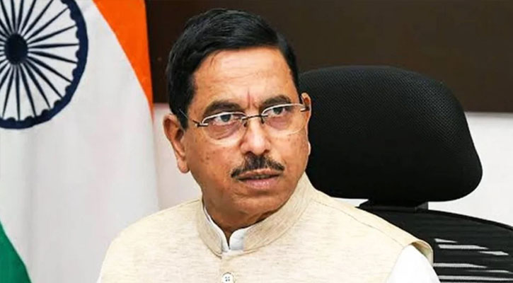 নতুন কেন্দ্রীয় শিক্ষামন্ত্রী হলেন প্রহ্লাদ জোশী