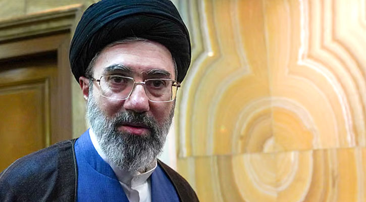 প্রথম বক্তৃতায় যুক্তরাষ্ট্রকে কঠোর হুঁশিয়ারি দিলেন মোজতবা খামেনি